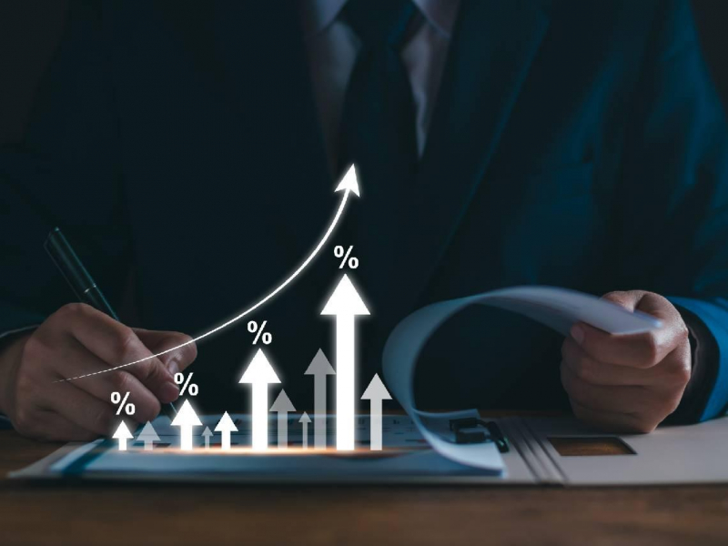 穩懋(3105)股價97→185元，2個月翻倍還有戲？老手拆解大漲真相：3個問題決定你該抱緊還是退場